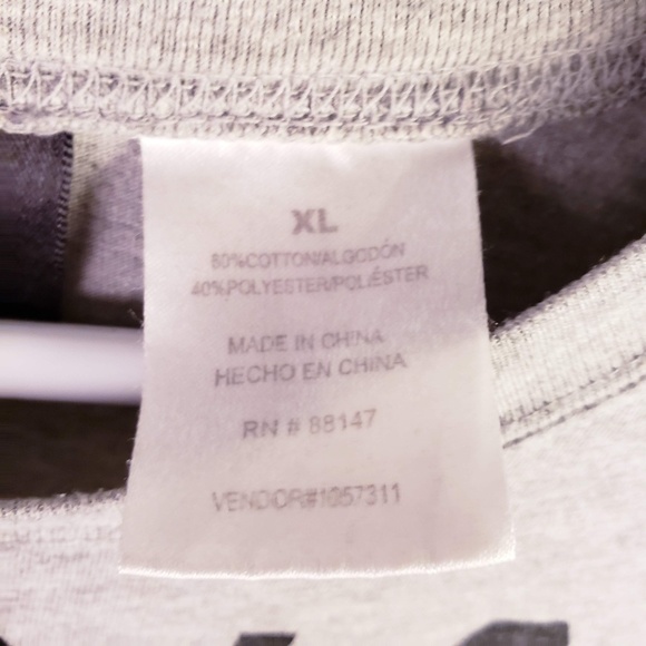 Throw Back Retro Super Mario T-Shirt - Picture 3 of 5